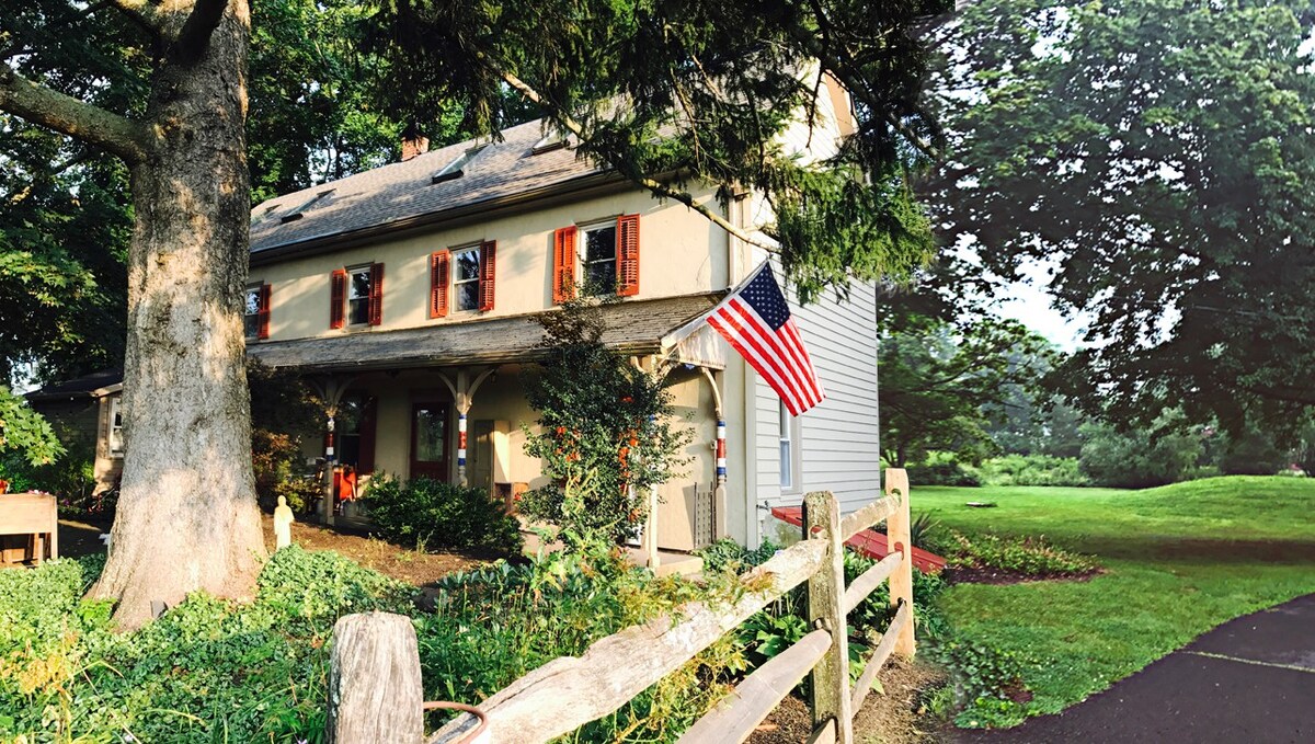 Galvanized America Inn, Bucks Co-Independence Room