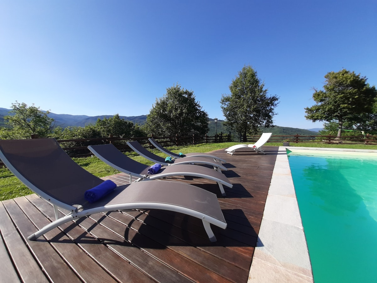 Luxury Tuscany Villa Galearpe with private pool!