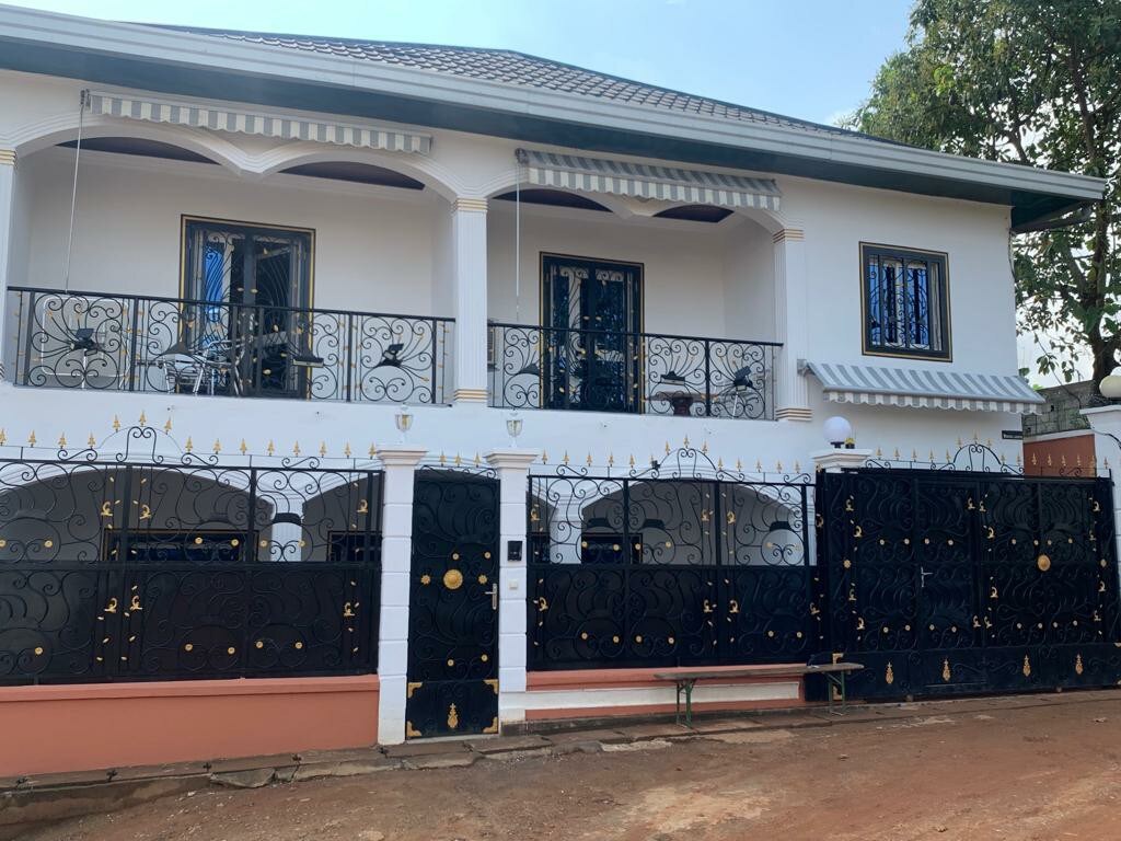 White House住宅， Odza Yaoundé。