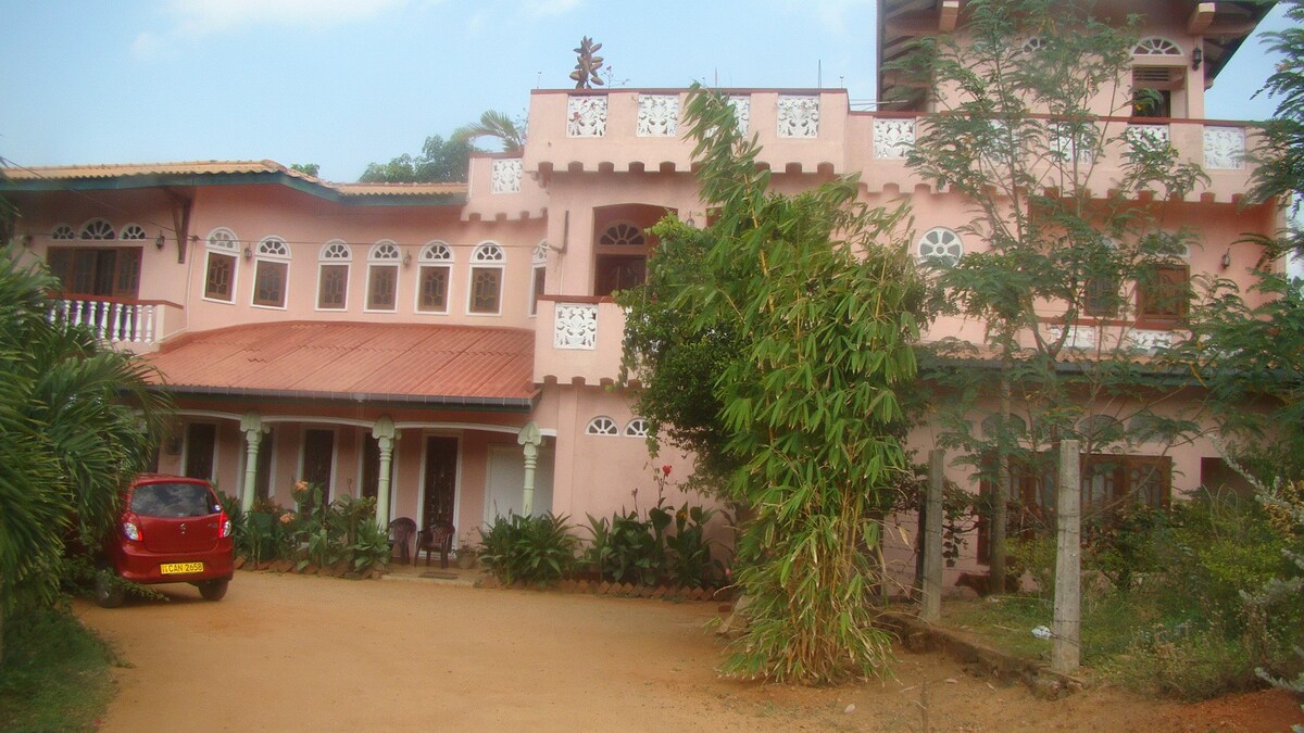 Rajadhani Rest (THE KINGDOM) Anuradhapura