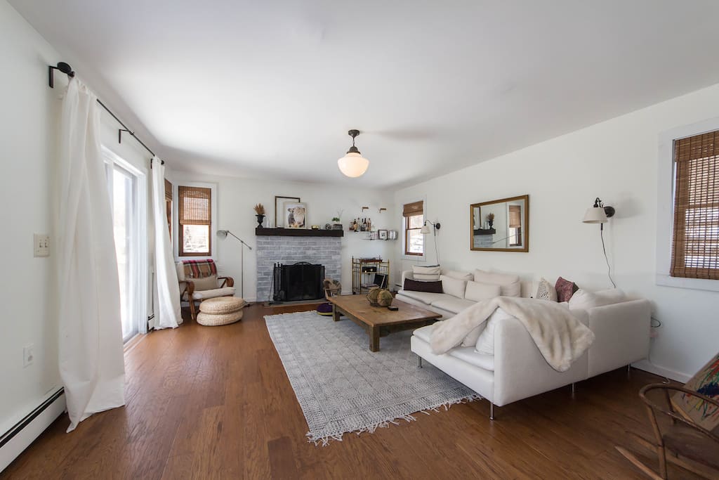 junes country cottage