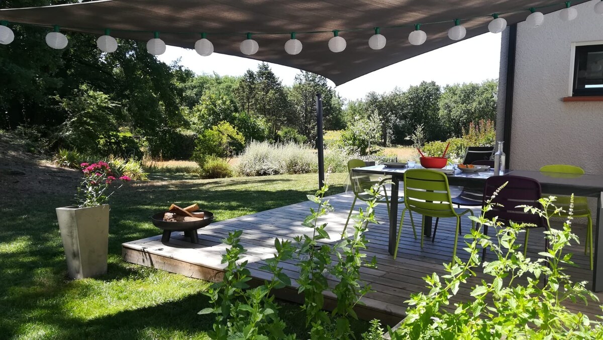 Maison avec Cabane perchée et piscine à 5km d’Albi