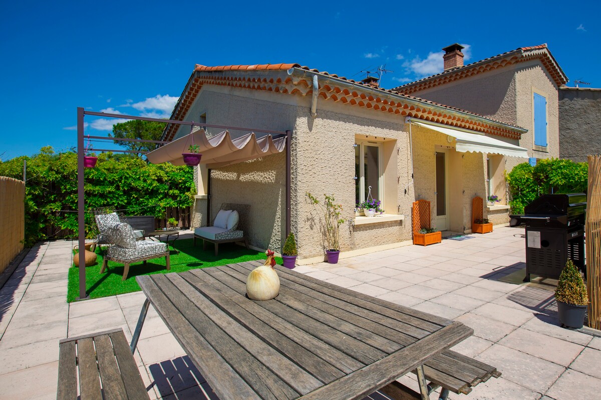 Penthouse de charme au centre de Vaison.