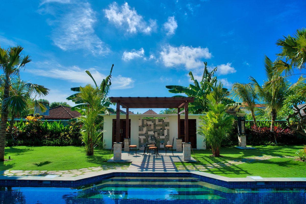 Casa Meena Bali Residence 6
