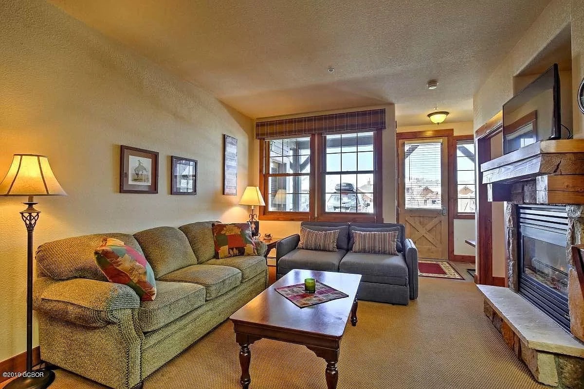 Delightful Ski-in/Ski-out Condo at Granby Ranch!