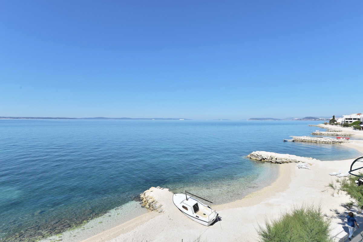 Zanic全景套房，可欣赏海景