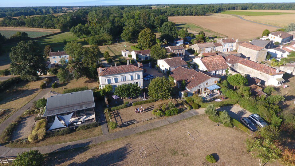 Maison de Maitre - indoor pool, beach 20 mins