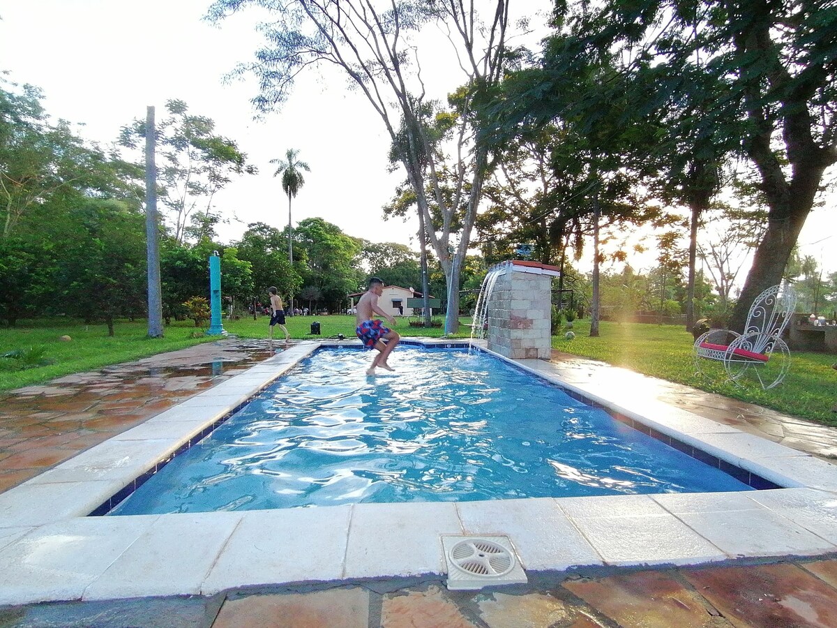 habitacion doble matrimonial en casa de campo