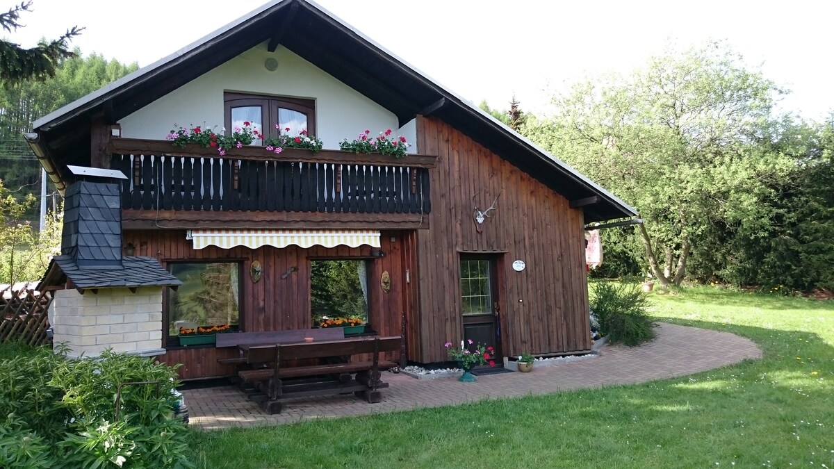 Ferienhaus "Panoramablick",  sonnig und idyllisch