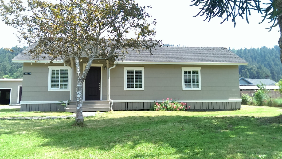 Redwood Creek Cottage