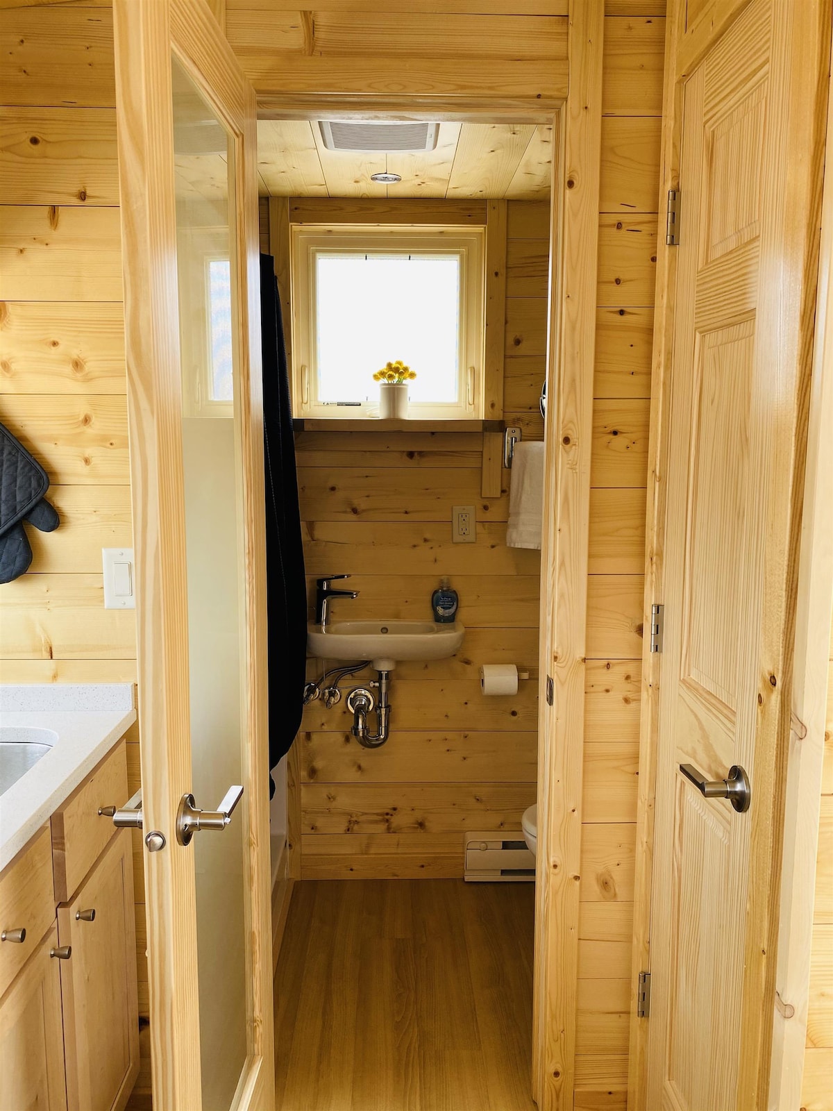Pinyon Pines Tiny Home at Trail and Hitch