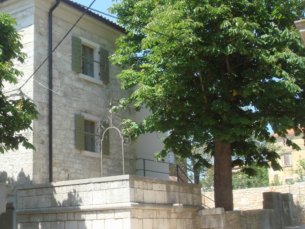 舍泰纳别墅（ Villa Šterna ）