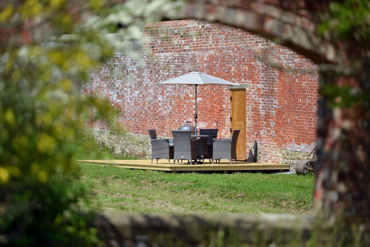 The Bothy ，乡村度假胜地。Garden House Sussex