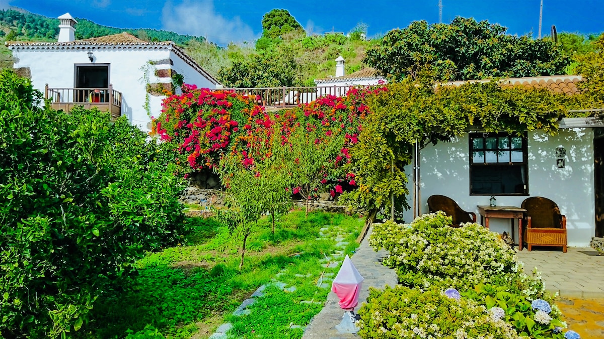 Valentina Estate - La Casita del Porch