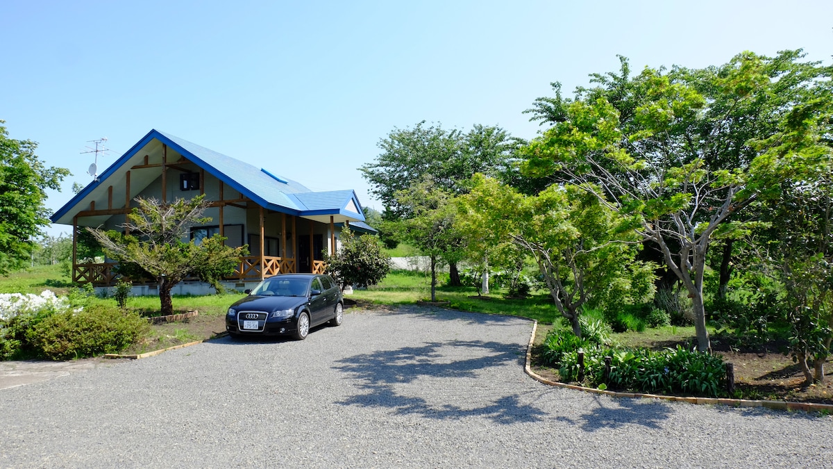 在小川欣赏星空