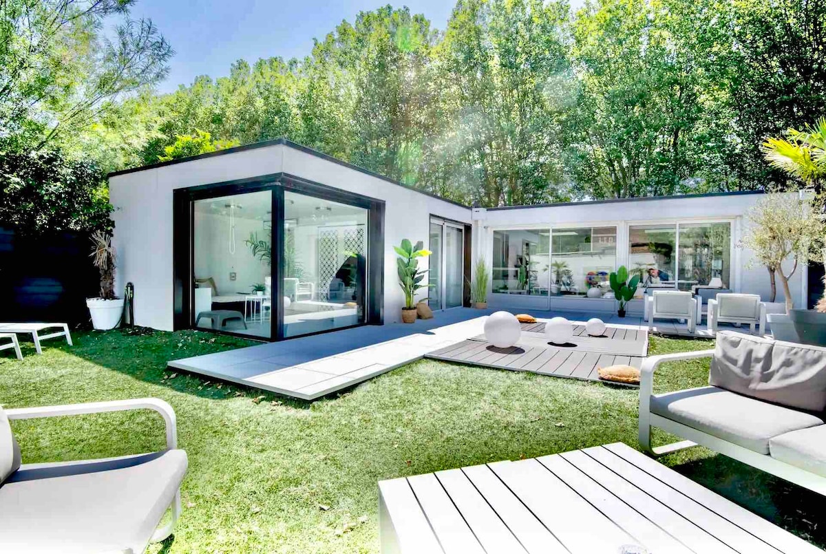 Modern and Design Villa - near Lille