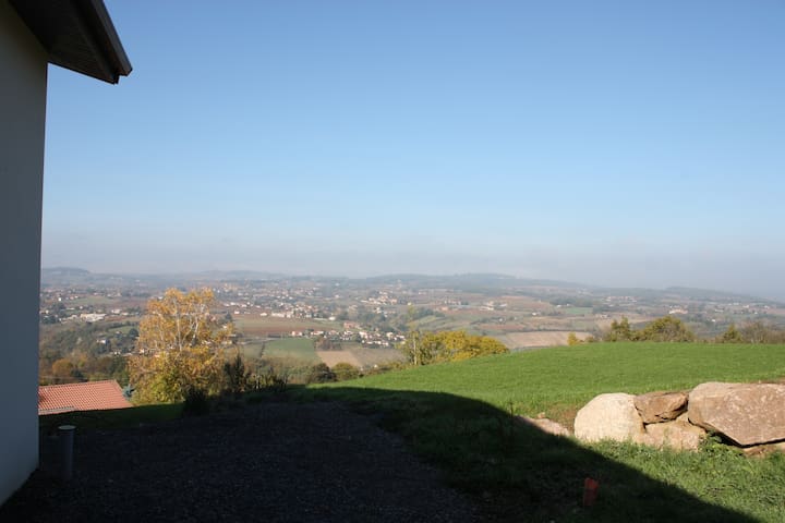 Fleurieux-sur-l'Arbresle的民宿