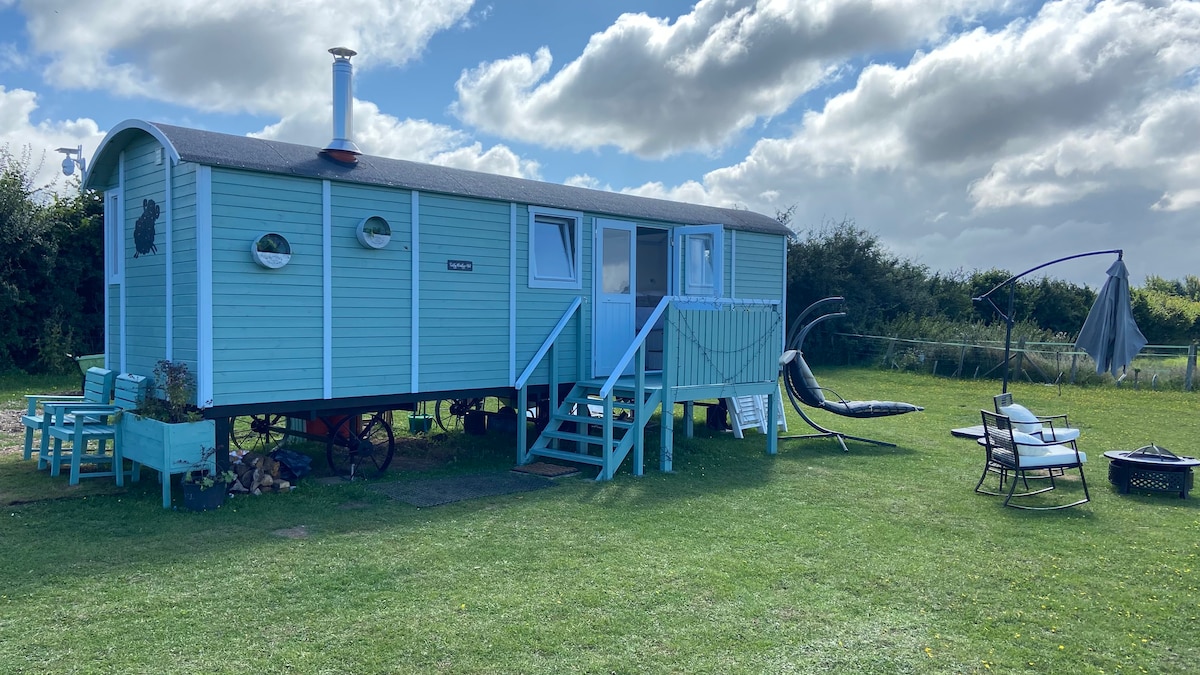 Tinkywinky 's Shepherds Hut