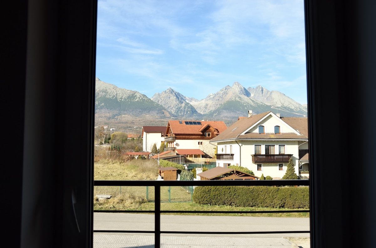 Tatras Apartments 5 min from train station (A)