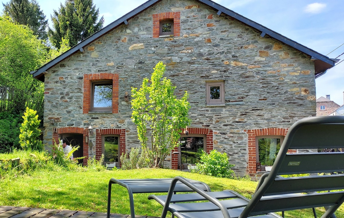 L'Affût
Un cottage chaleureux au cœur des Ardennes