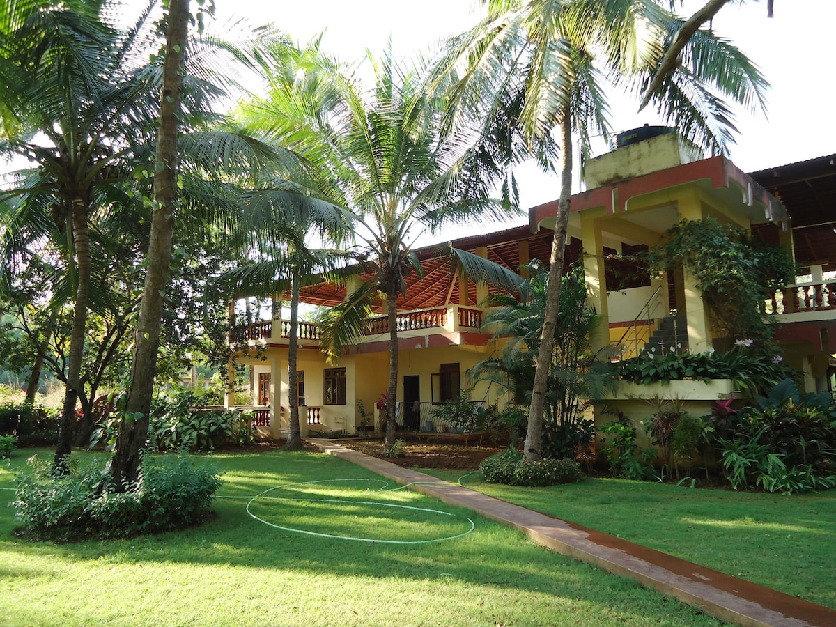 Home Studio in Cavelossim, Goa