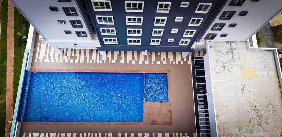 Harith Sofea的4卧室公寓，带泳池
