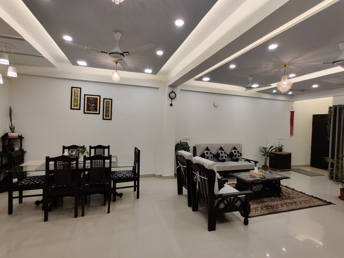 Anand 's Aashiyana Homestay R1 R2