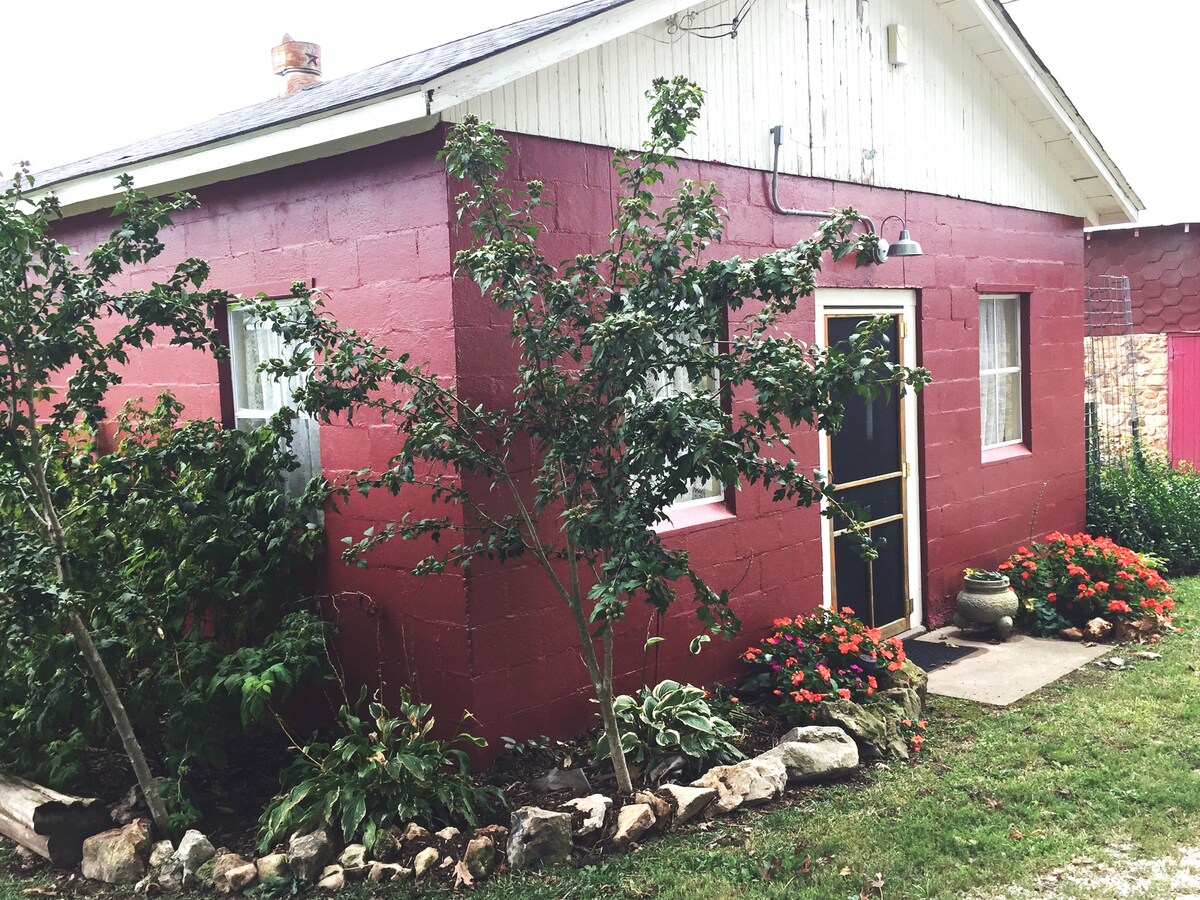 The Milk House at Ozark Highlands Farm