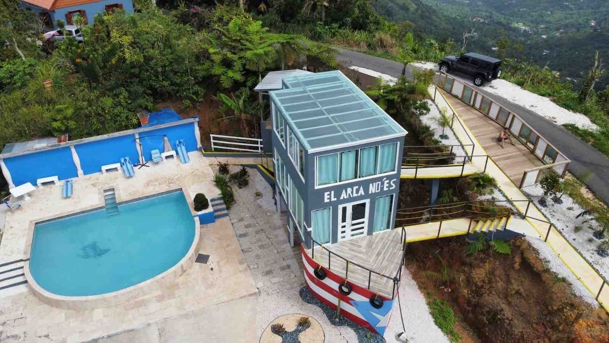 Casa Barco con piscina privada, “El Arca NoEs”.
