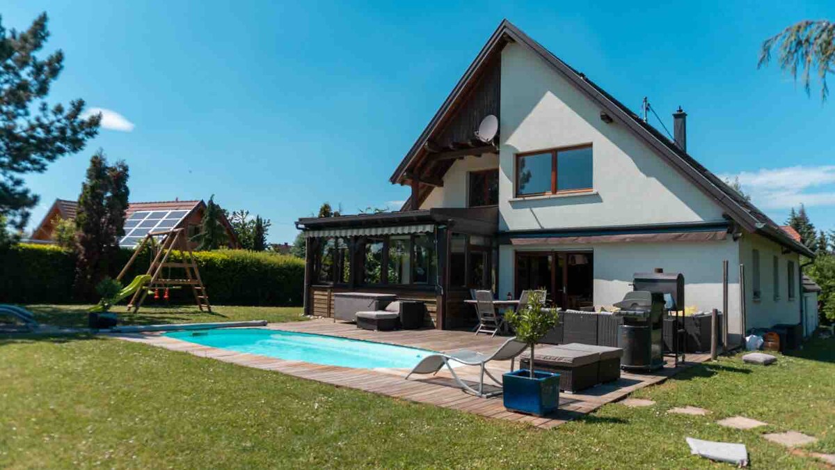 VILLA DES COLLINES -160 M2