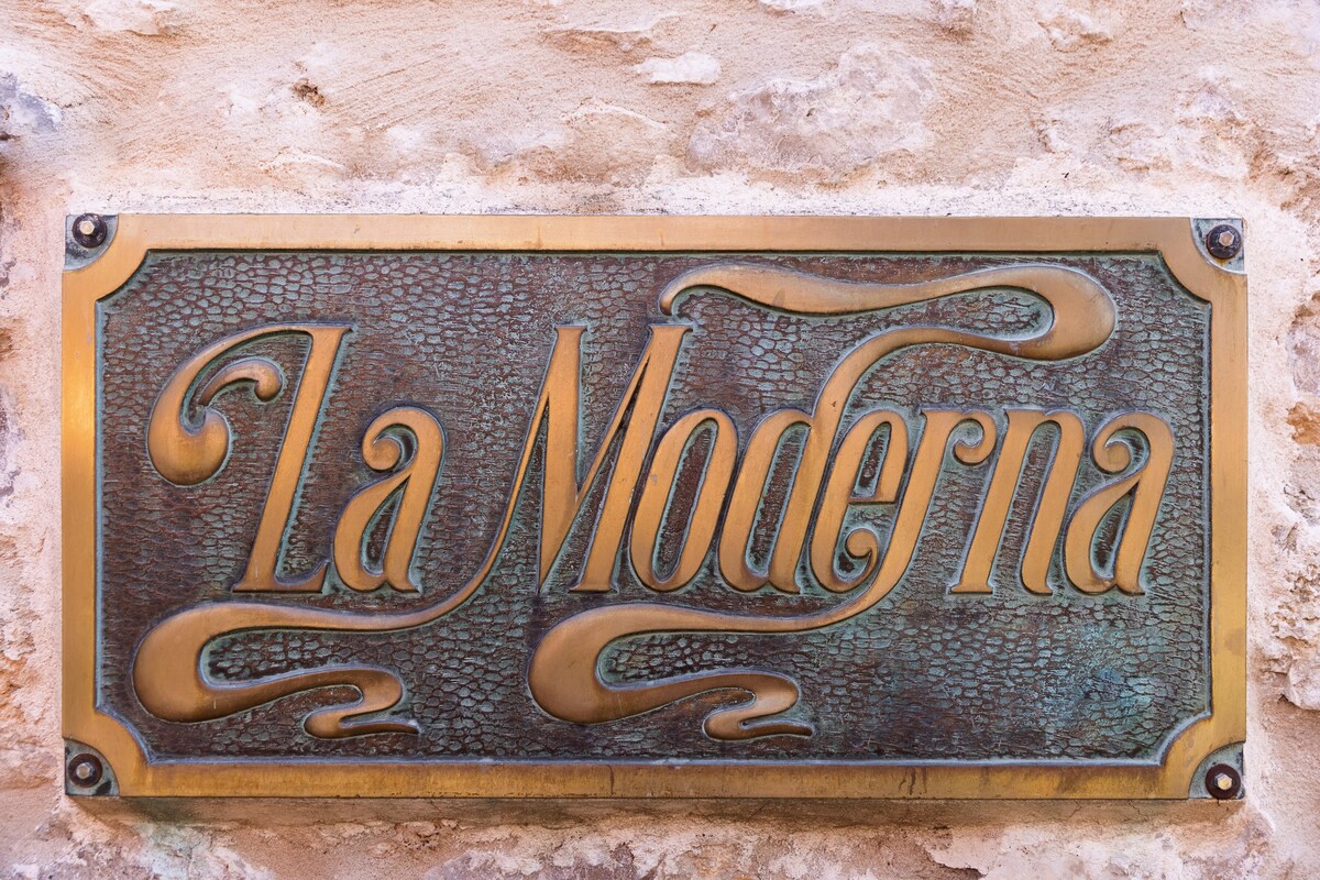 Casa “La Moderna” La Parrilla