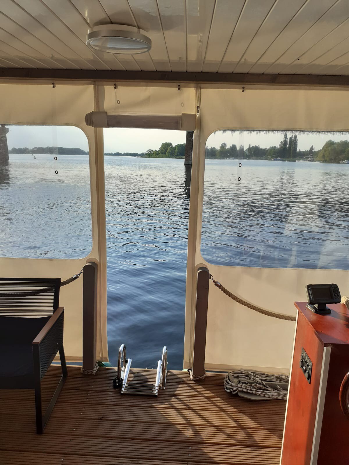 Havel Vacation - Houseboat "NautikHus"