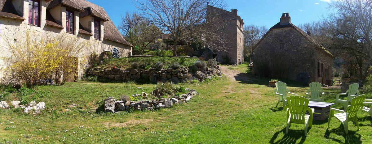 La Flèche Bleue, Gîte partagé de pleine nature !!