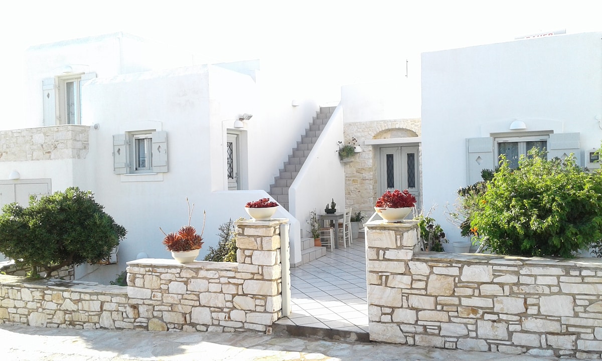 Sea Blue House in Naousa, Paros