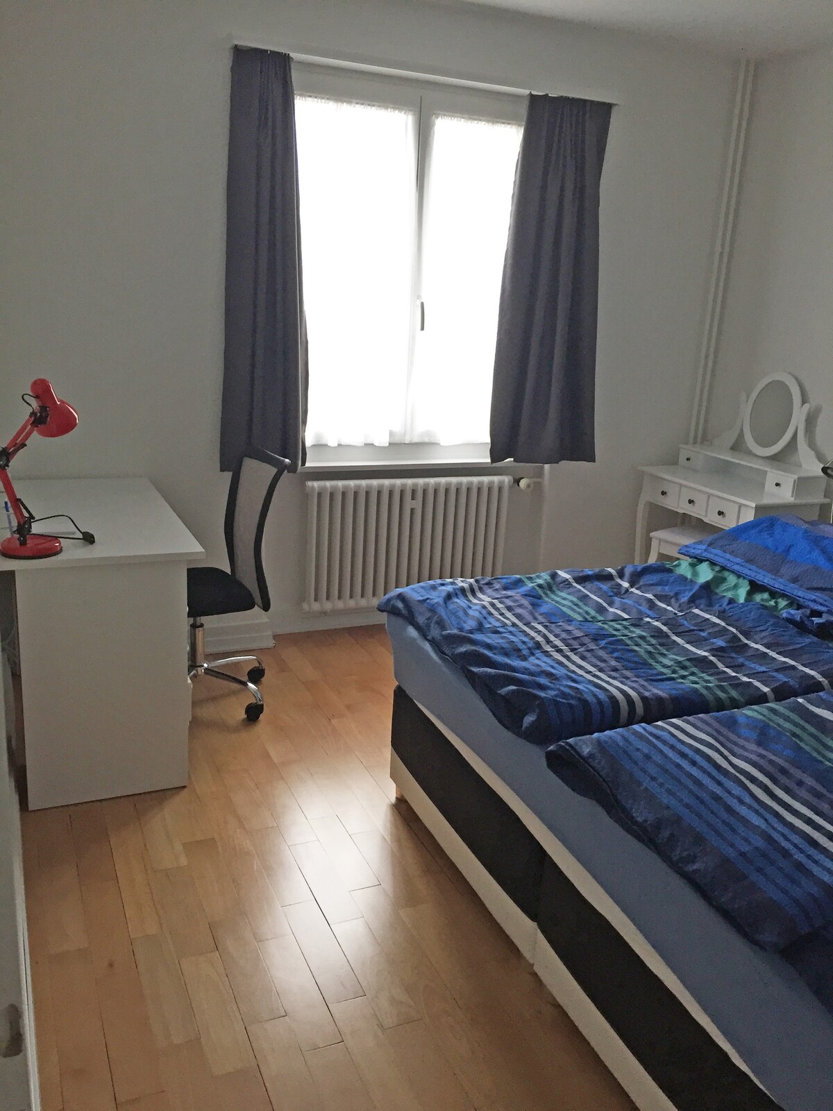 伯尔尼-邦普利兹（ Bern-Bümpliz ）总共2间客房公寓