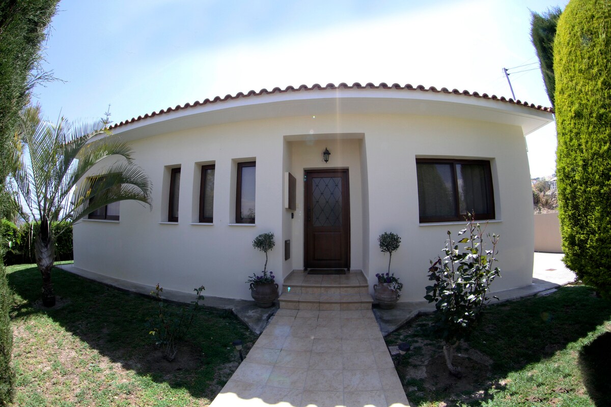 Rozaki, Eve Pissouri Villas