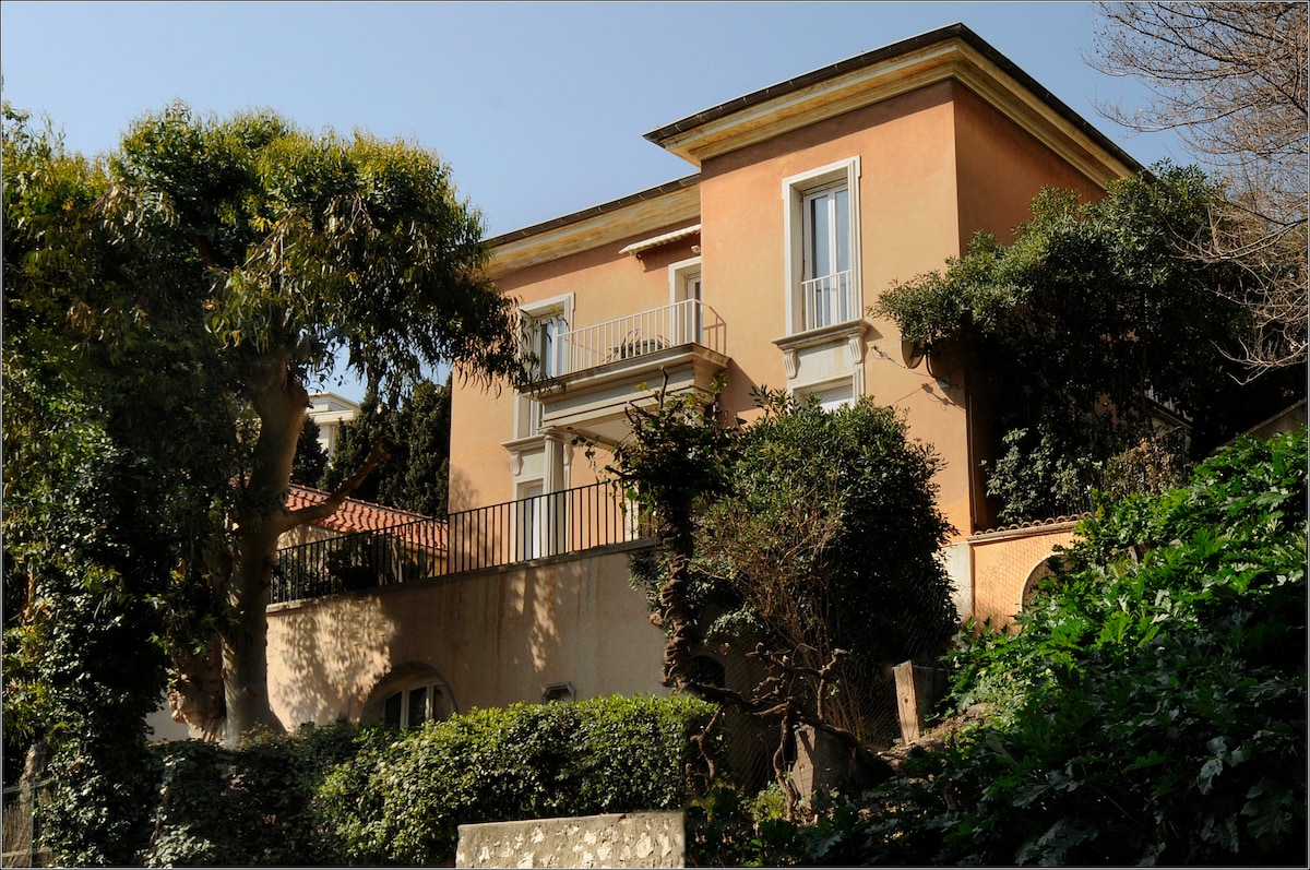 Villa Rima guesthouse, Nice center, bedroom 2pax