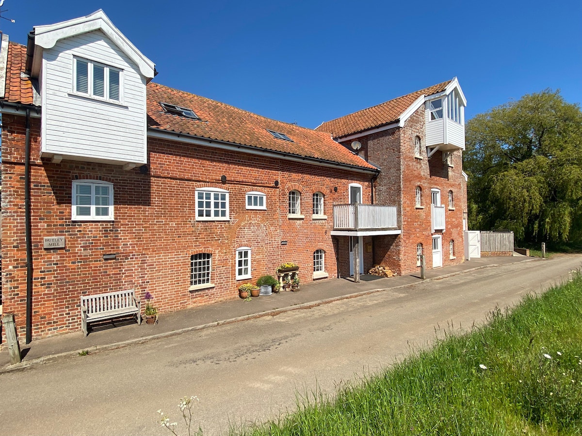 Butley Mill Luxury Flat in beautiful Rural Suffolk