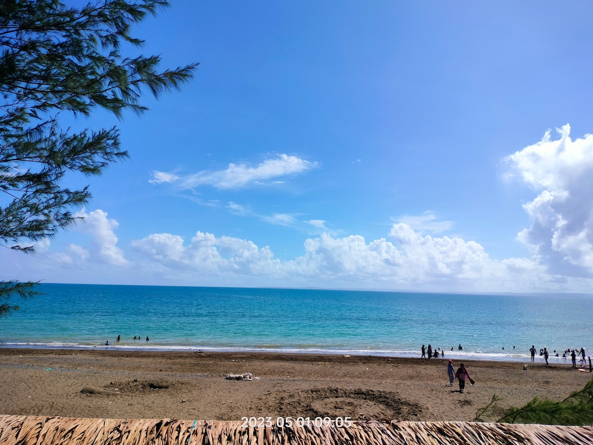 时不时地参观海滩