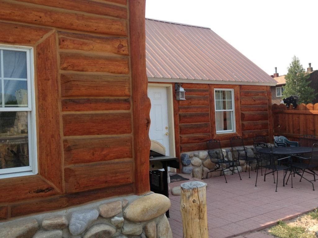 Platte River Cottages ~ Medicine Bow