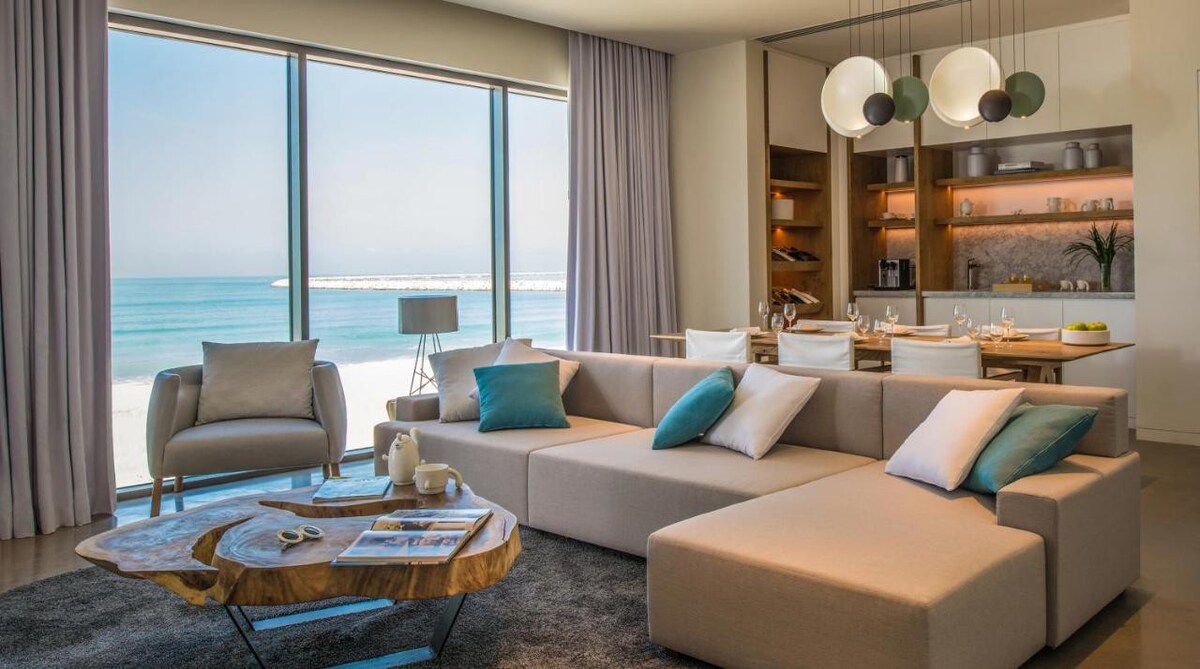 R 1509 Nikki Beach Resort & Spa Dubai