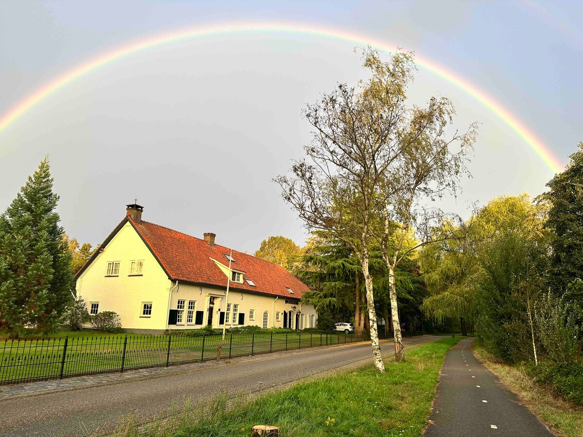 Tiny house Bos midden in de natuur