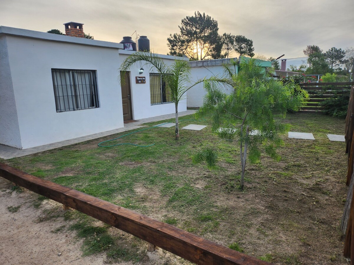 casa vacaciones 10 personas piscina climatizada.