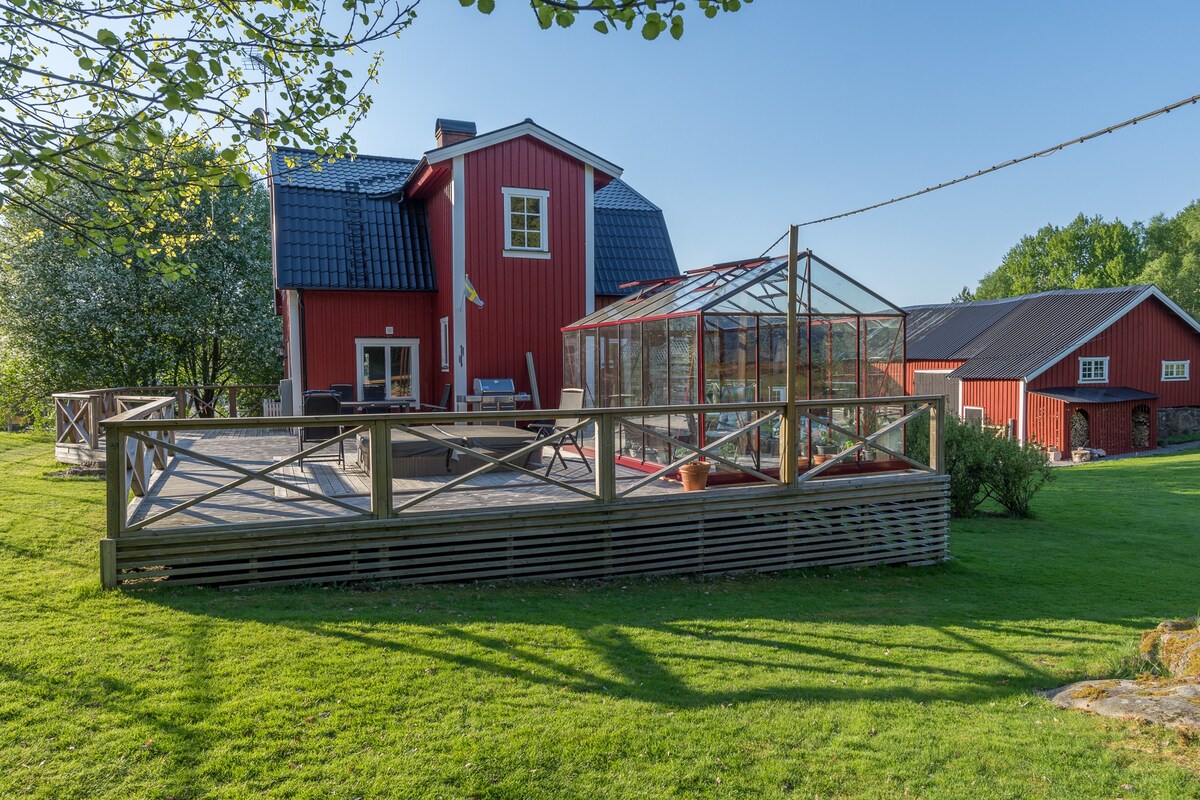 Mysig gård i Olofstorp