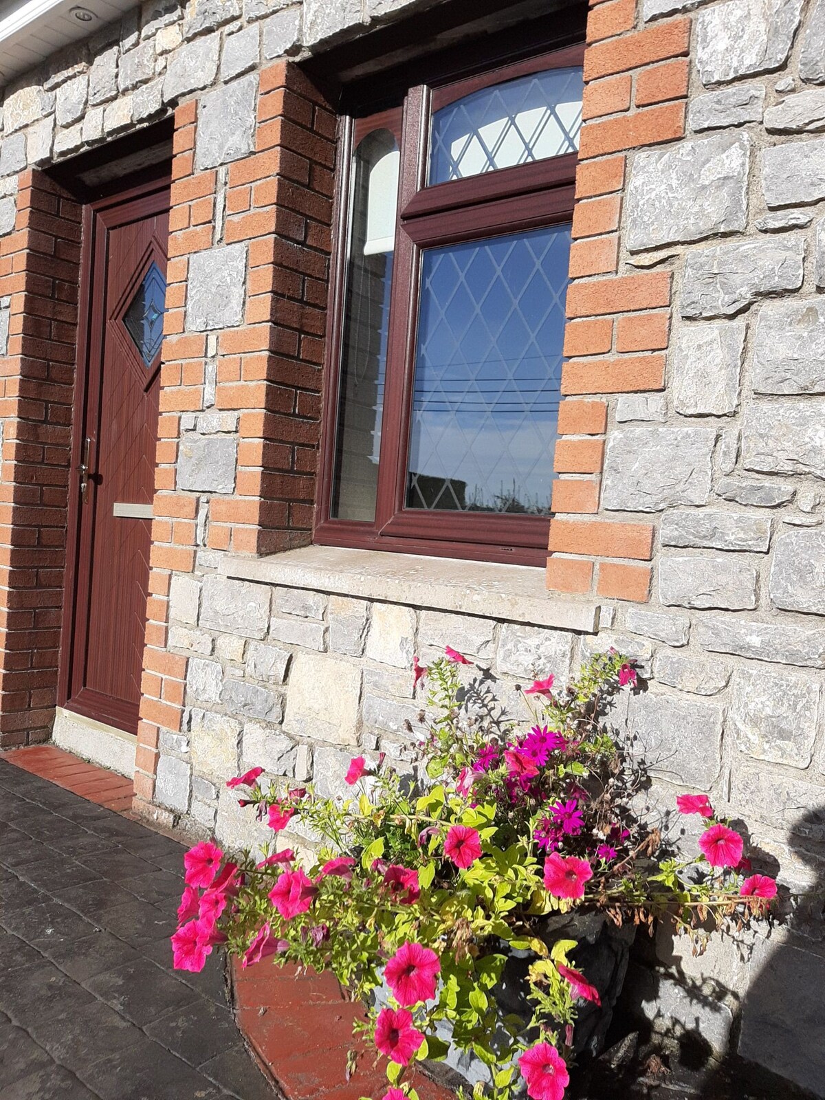 Modern country apartment
Ballingarry 
Limerick