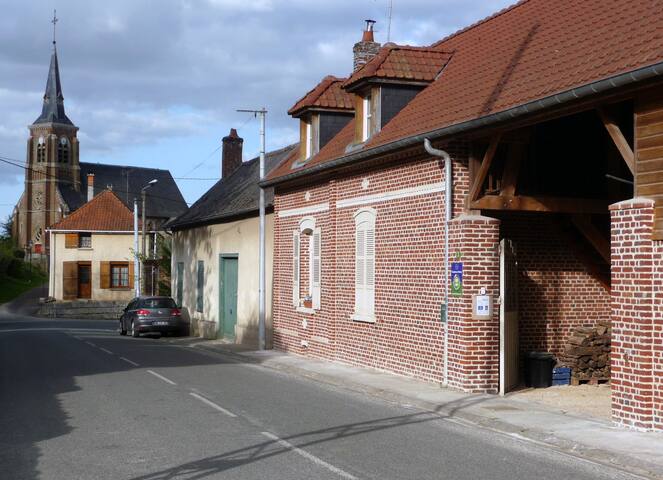 Guyencourt-sur-Noye的民宿