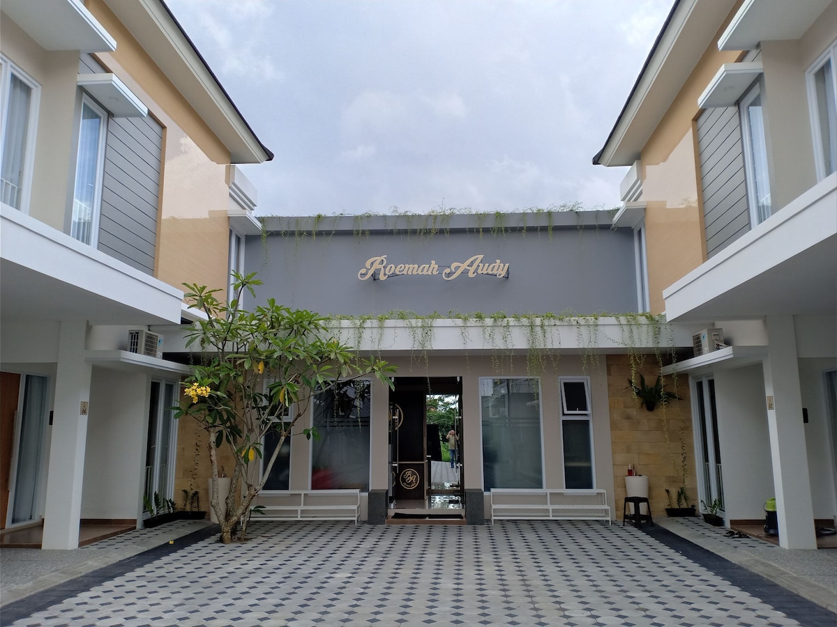 Roemah Audy 3 Jl. Poncowala ， Mlati ， Sleman。