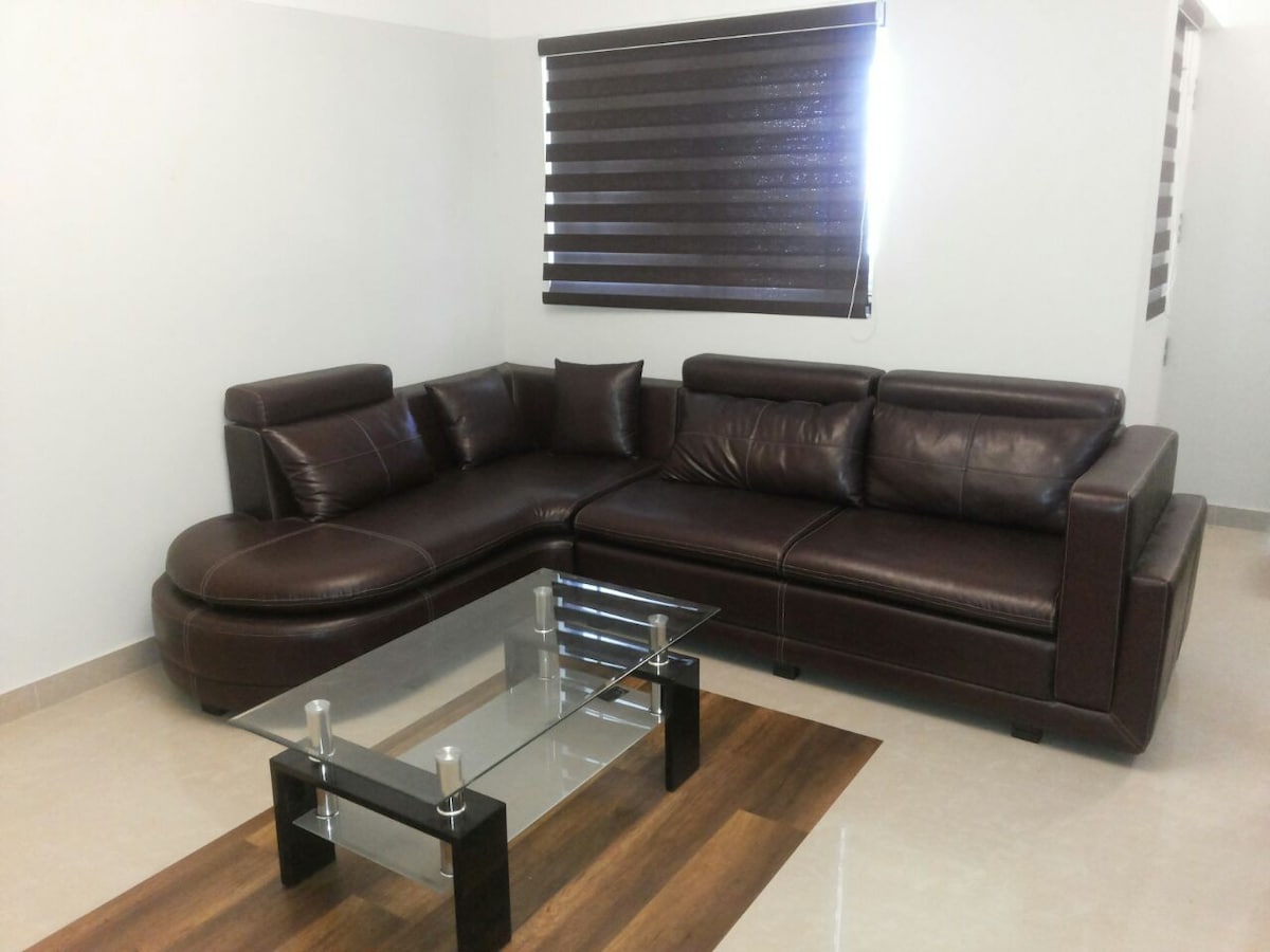 Furnished Deluxe Apartment in Hilite City