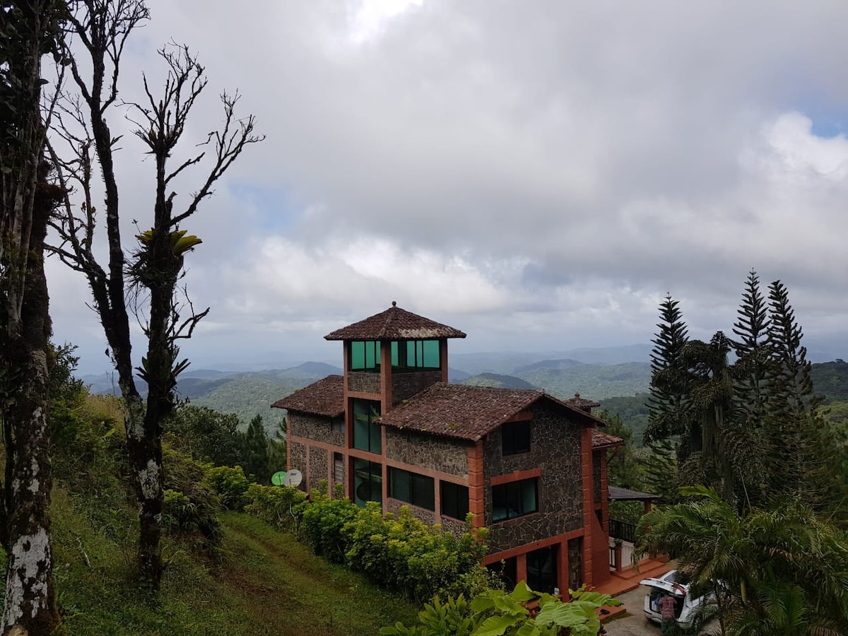 高处小屋