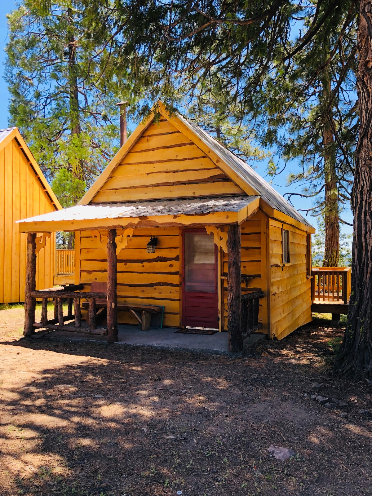 内华达山脉的「Bear Den」小屋